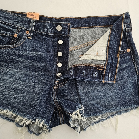 NWT Levi’s 501 Button Fly Denim Shorts Dark Wash High Rise Distressed Size 30 - Picture 5 of 12